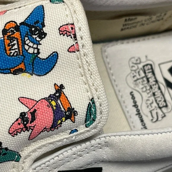 Vans X Sponge Bob square pants mens 9 NWOB‎ sample pair